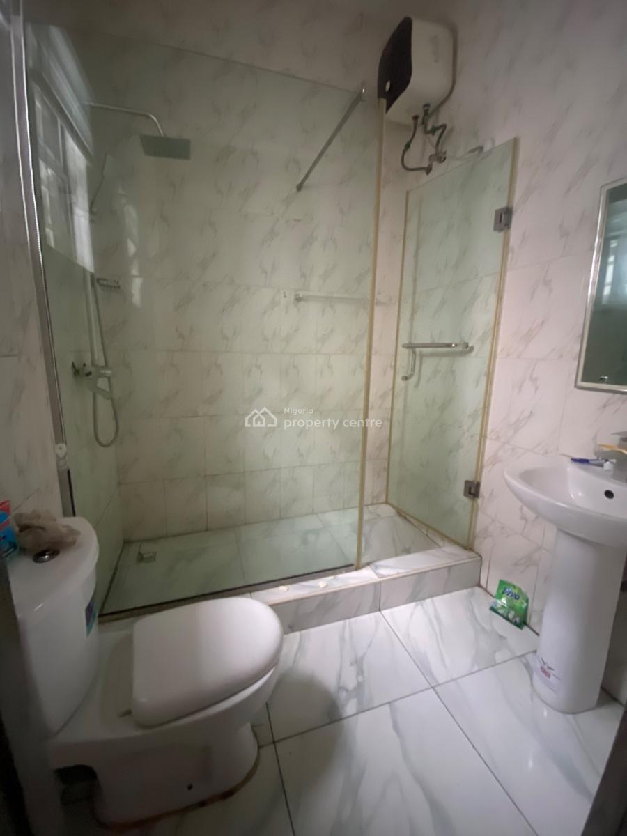 Luxury Sharp Mini Flat, Video Available, Eleganza Lekki , Video Available , Converted Mini Flat, Lekki, Lagos, Mini Flat (room and Parlour) for Rent