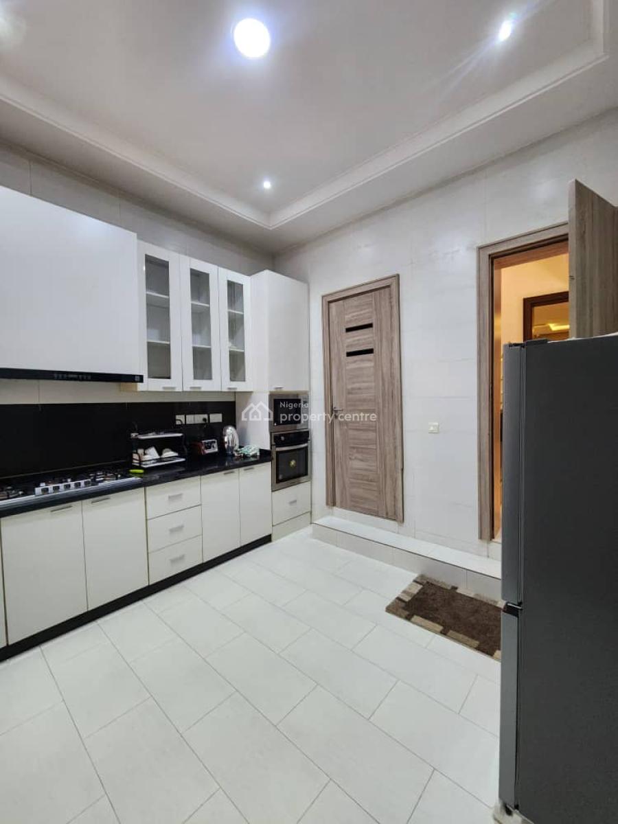 Luxury Furnished 4 Bedrooms Corner Piece Terrace Duplex., Guzape District, Abuja, Flat / Apartment for Rent