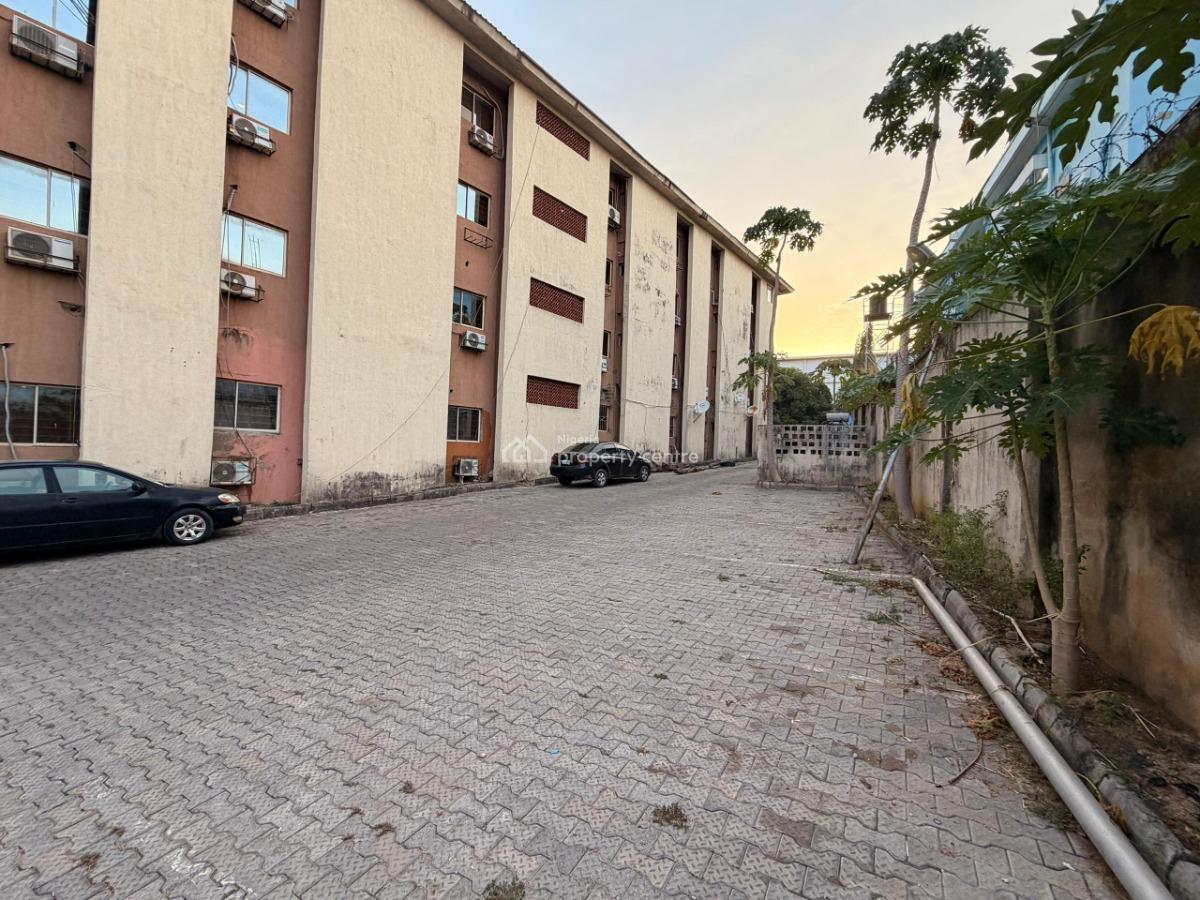 Commercual Complex on a Land of 5,150 Sqm with C of O, By Shoprite, Wuse Zone 5, Abuja, Zone 5, Wuse, Abuja, Plaza / Complex / Mall for Sale