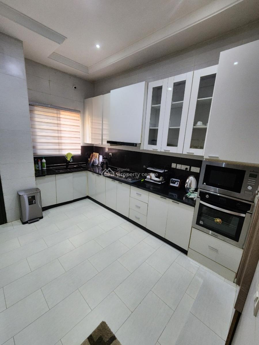 Furnished Luxury 4 Bedrooms with a Bq, Guzape District, Abuja, House for Rent