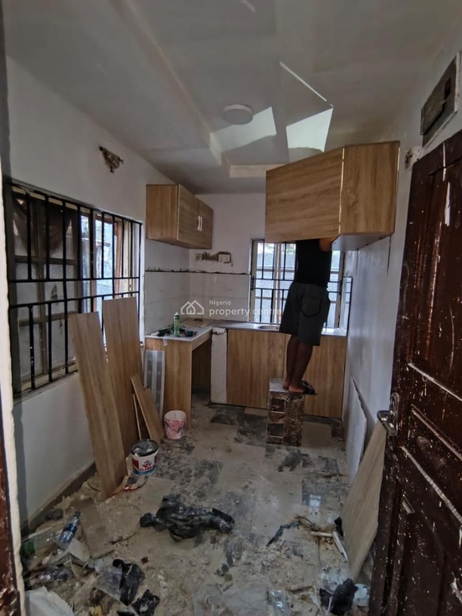 Neatly Used 1bedroom Flat, Thera Annex, Blenco Lane, Ajah, Lagos, Flat / Apartment for Rent