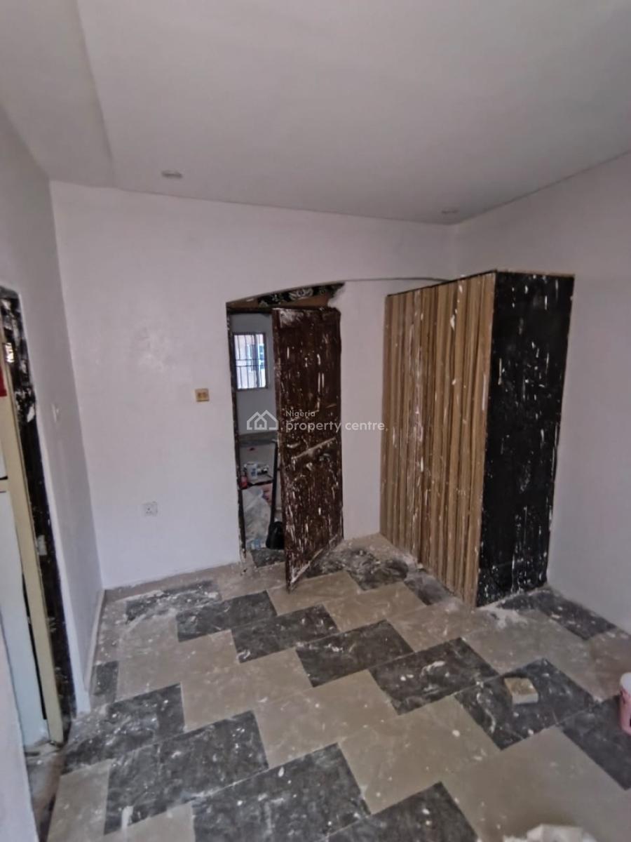Neatly Used 1bedroom Flat, Thera Annex, Blenco Lane, Ajah, Lagos, Flat / Apartment for Rent