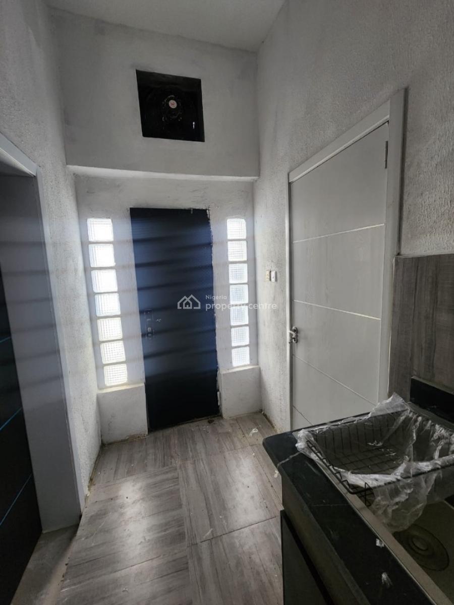 Selfcorn, Lekki Phase 1, Lekki, Lagos, Self Contain (single Rooms) for Rent