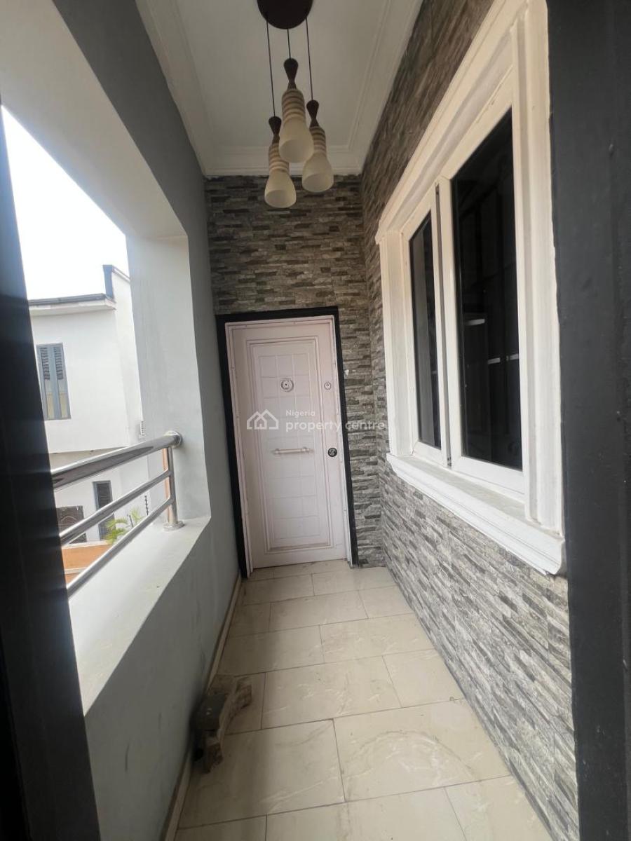 Luxurious Master Bedroom, 33 Chevy View Chevron, Lekki, Lagos, Self Contain (single Rooms) for Rent