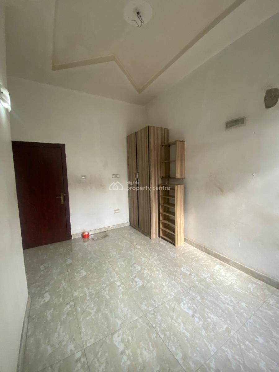Standard Single Room in a Shared Apartment, Idado Estate 10, Idado, Lekki, Lagos, Self Contain (single Rooms) for Rent