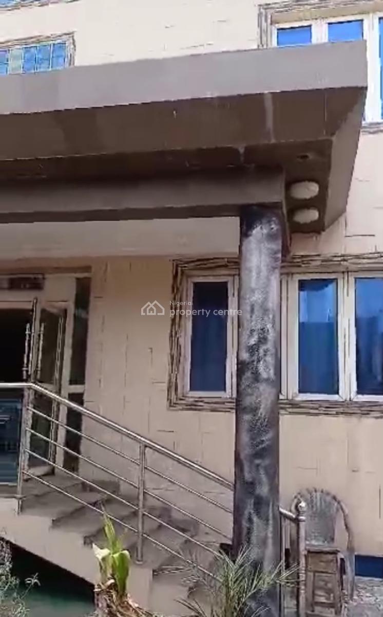 Hotel, Onipanu, Shomolu, Lagos, Hotel / Guest House for Rent