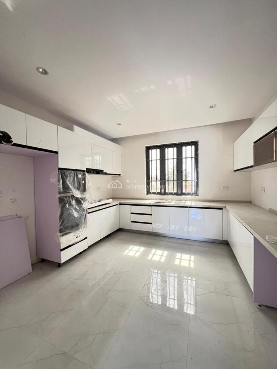 Spacious 3 Bedroom Serviced Apartment with an Elevator, Ikoyi, Lagos, Flat / Apartment for Sale