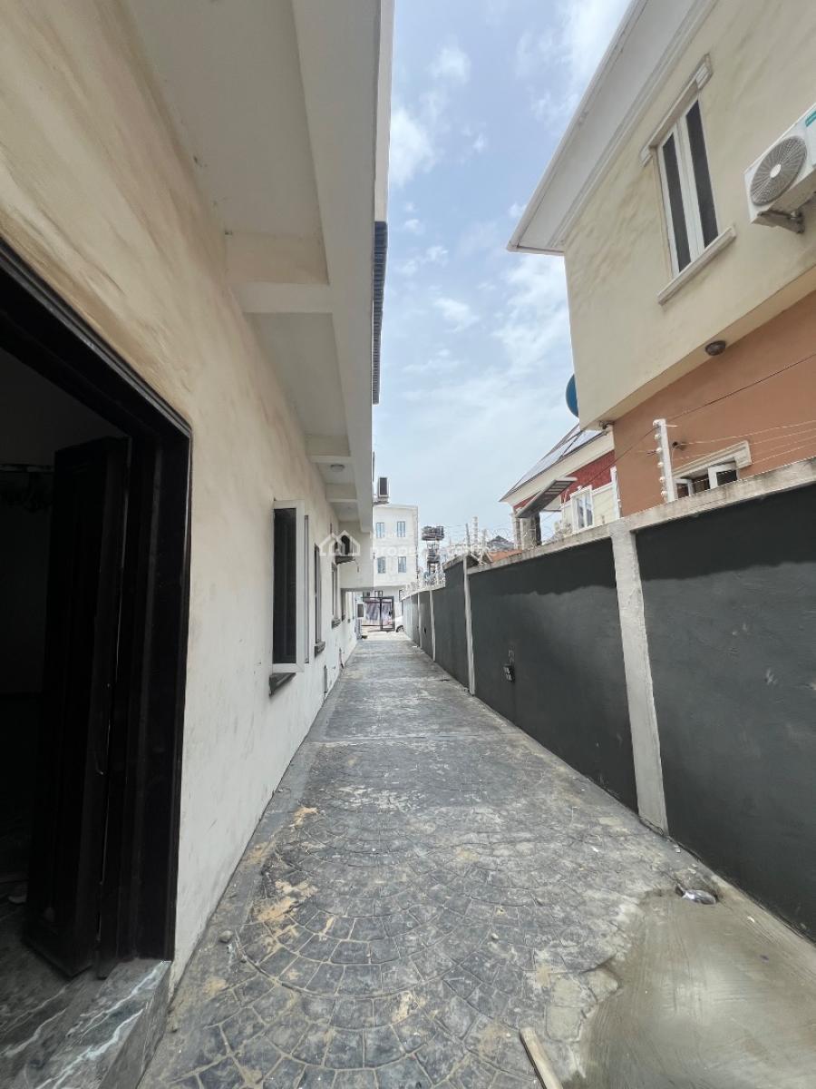 Standard and Luxurious Studio Apartment, Ikota Gra, Ikota, Lekki, Lagos, Self Contain (single Rooms) for Rent