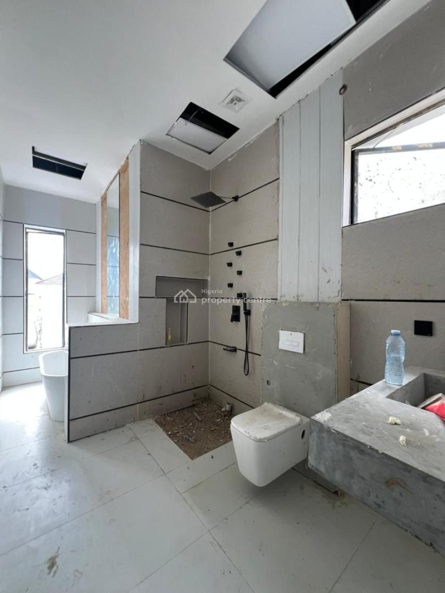 Standard 5 Bedroom Detached with Study Room, Mini Lounge , Pool & Bq, Ikoyi, Lagos, Detached Duplex for Sale