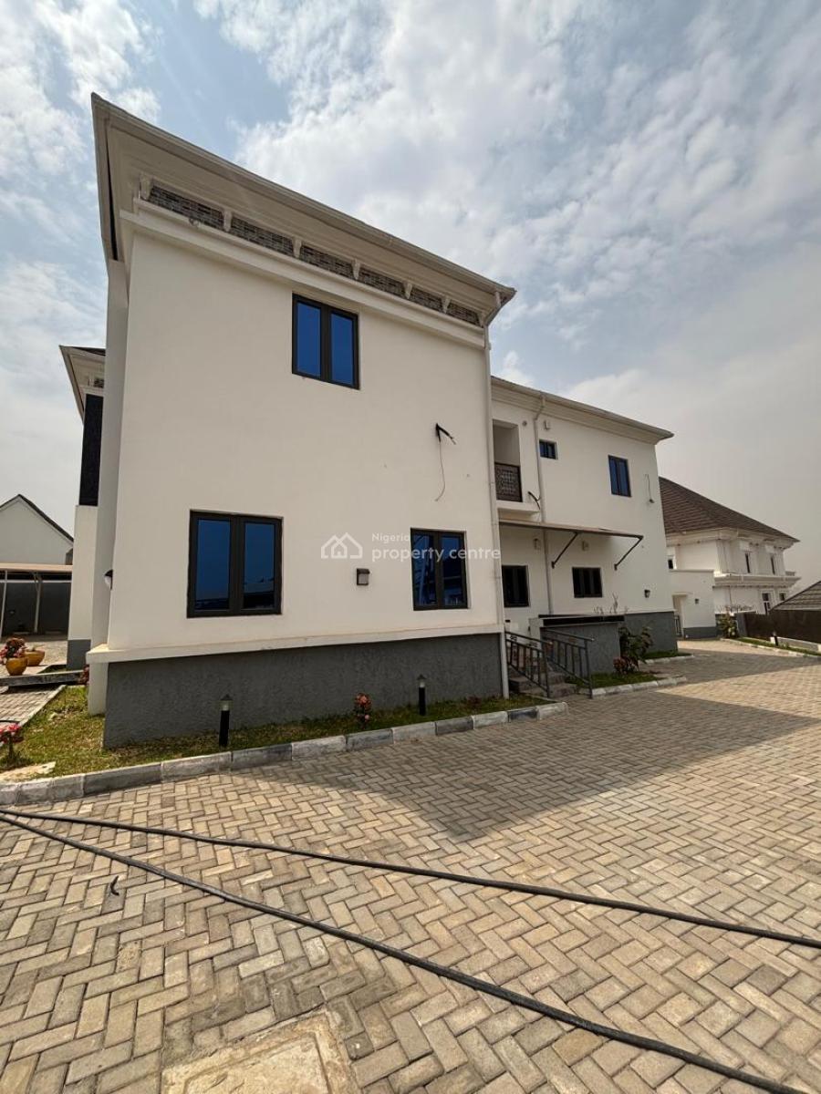 Luxury 5 Bedrooms Duplex, Naf Valley Estate, Asokoro District, Abuja, Detached Duplex for Rent