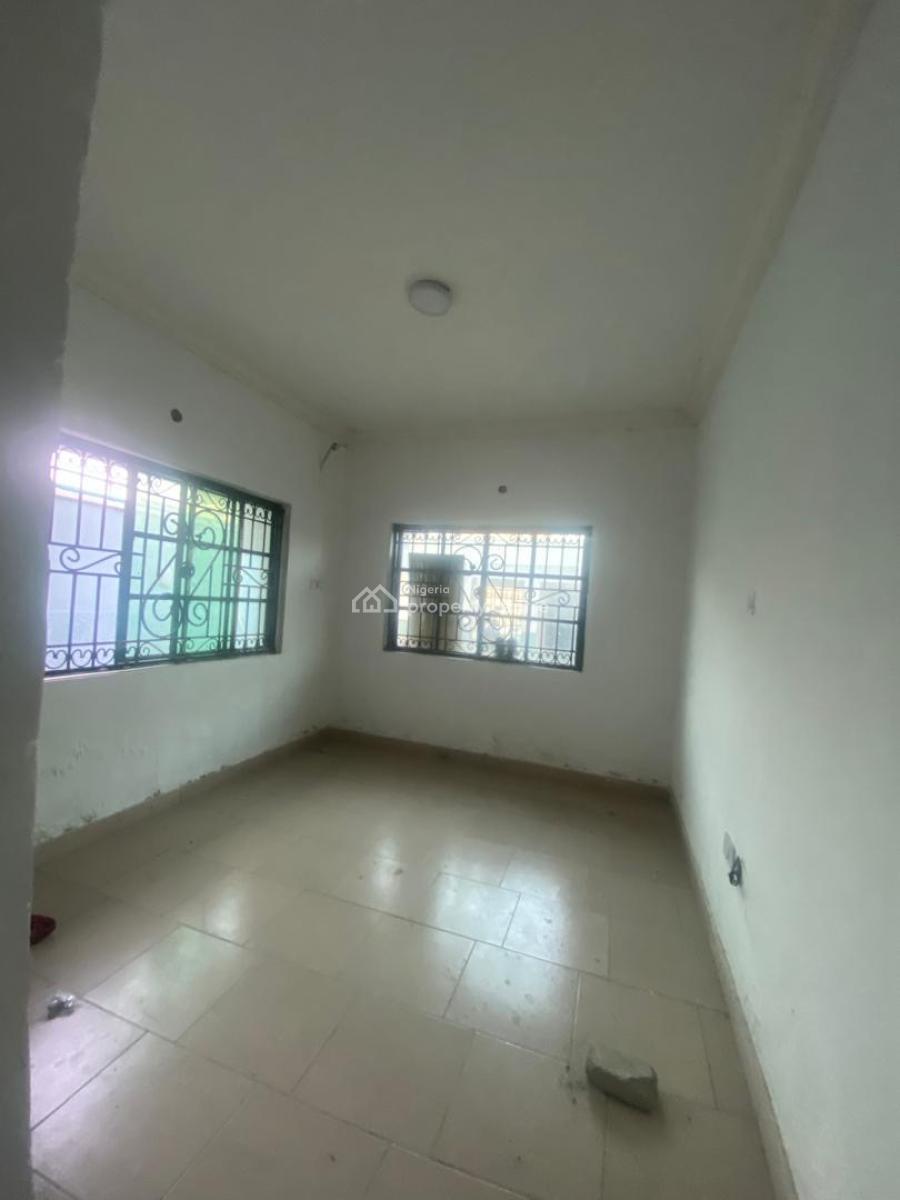 Standard Two Bedroom, 12 Chevron Chevy View, Lekki, Lagos, Flat / Apartment for Rent