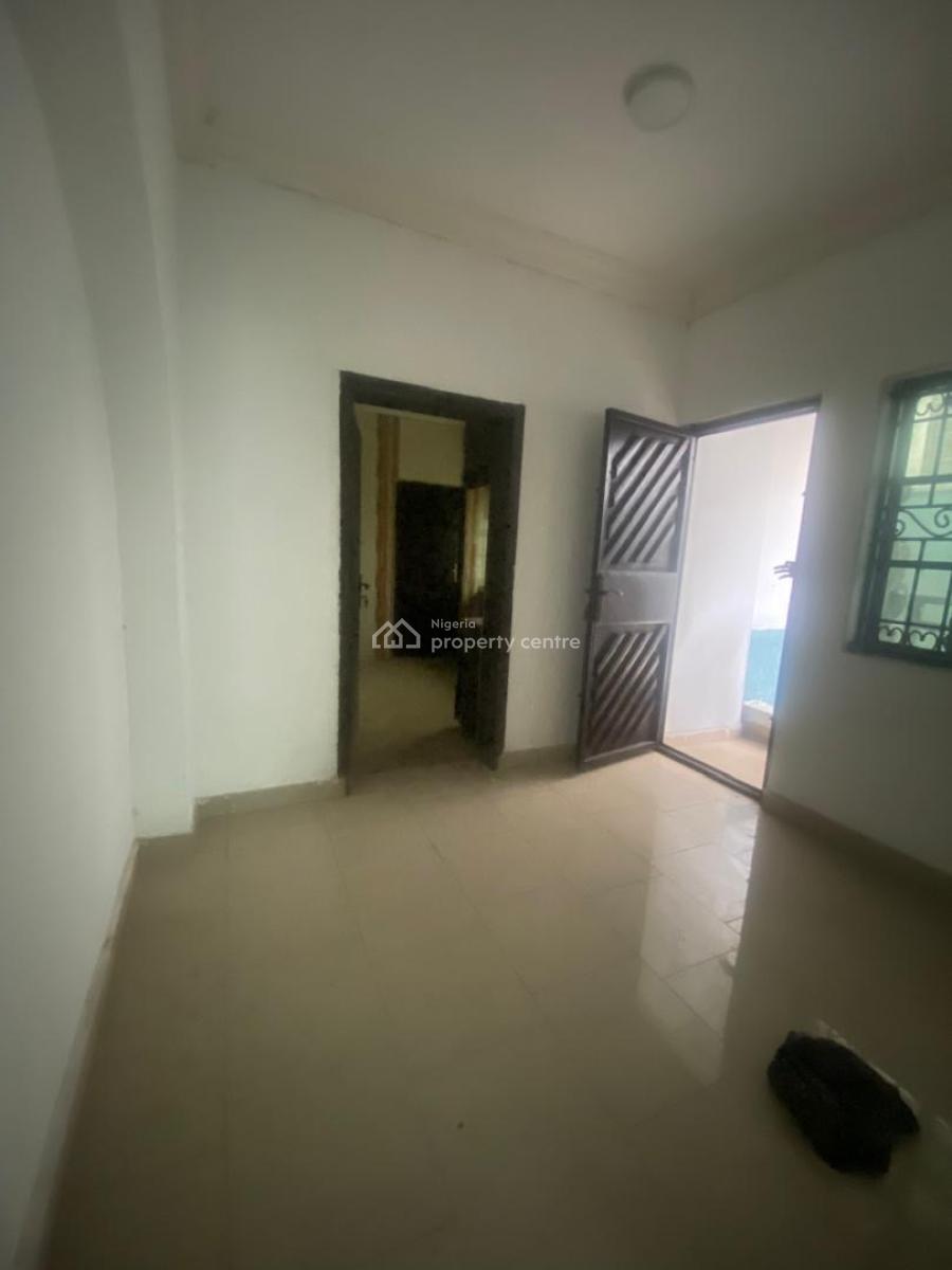 Standard Two Bedroom, 12 Chevron Chevy View, Lekki, Lagos, Flat / Apartment for Rent