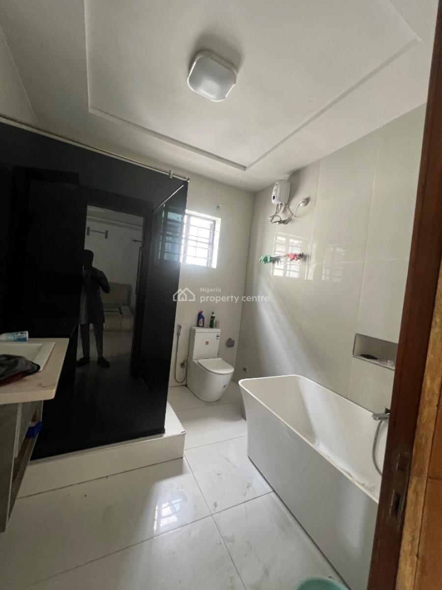 Standard Master Bedroom, 23 Osapa  London, Osapa, Lekki, Lagos, Self Contain (single Rooms) for Rent