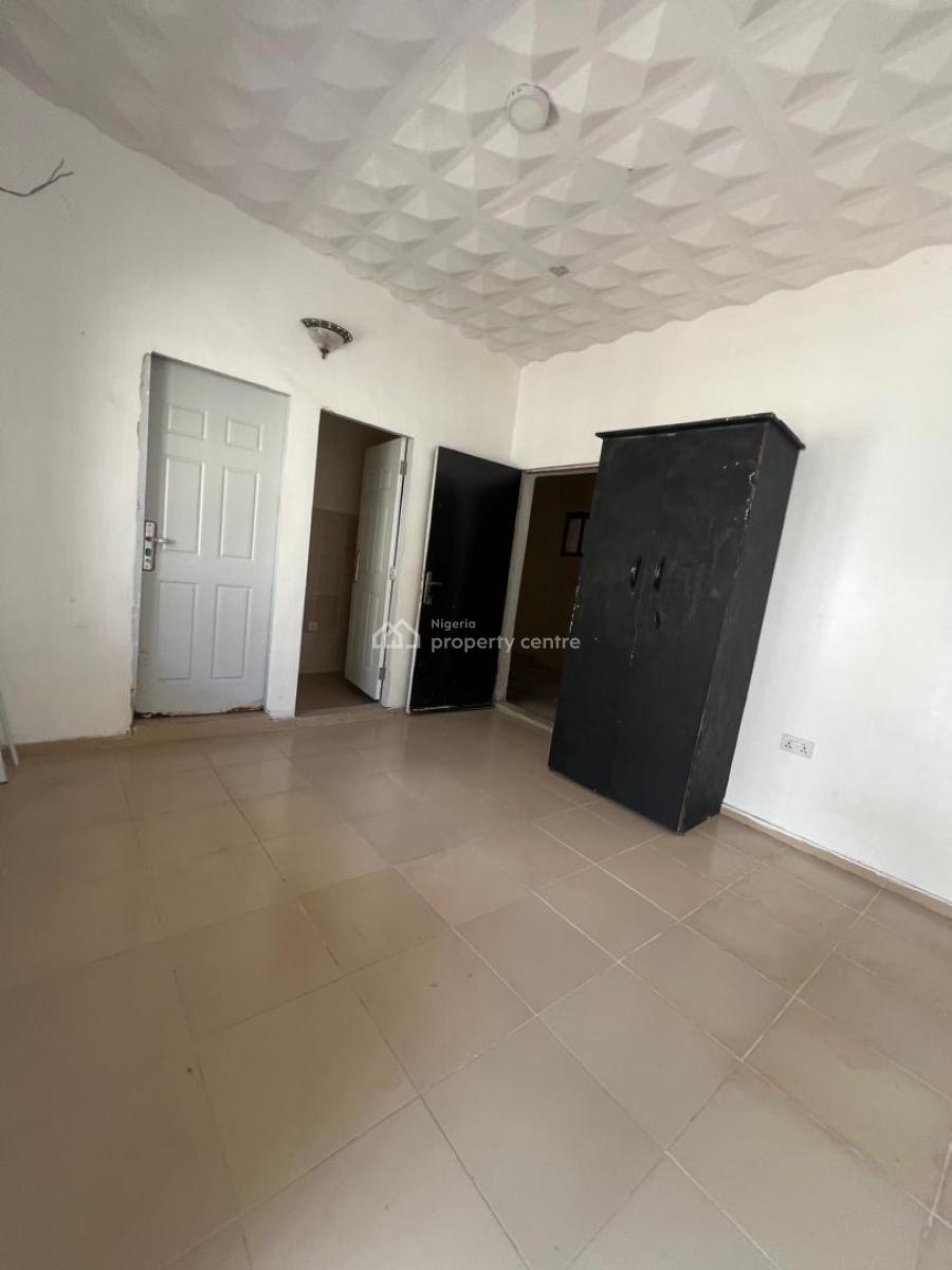 Standard and Very Big Studio Apartment, 2 Taiye Okowu, Lekki Phase 1, Lekki, Lagos, Self Contain (single Rooms) for Rent
