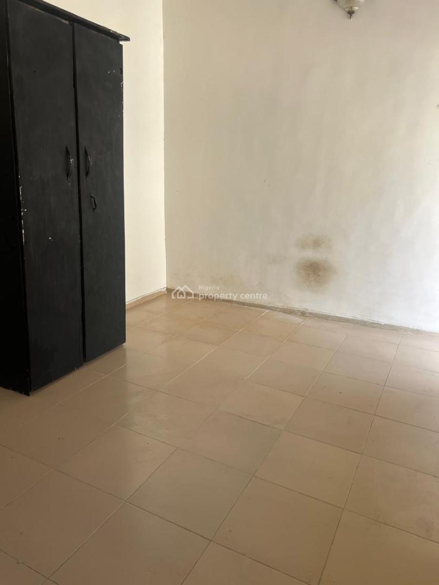 Standard and Very Big Studio Apartment, 2 Taiye Okowu, Lekki Phase 1, Lekki, Lagos, Self Contain (single Rooms) for Rent