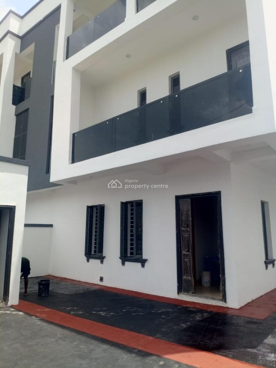 5 Bedroom Semi Detached Duplex, Gra Phase 2, Magodo, Lagos, Semi-detached Duplex for Sale