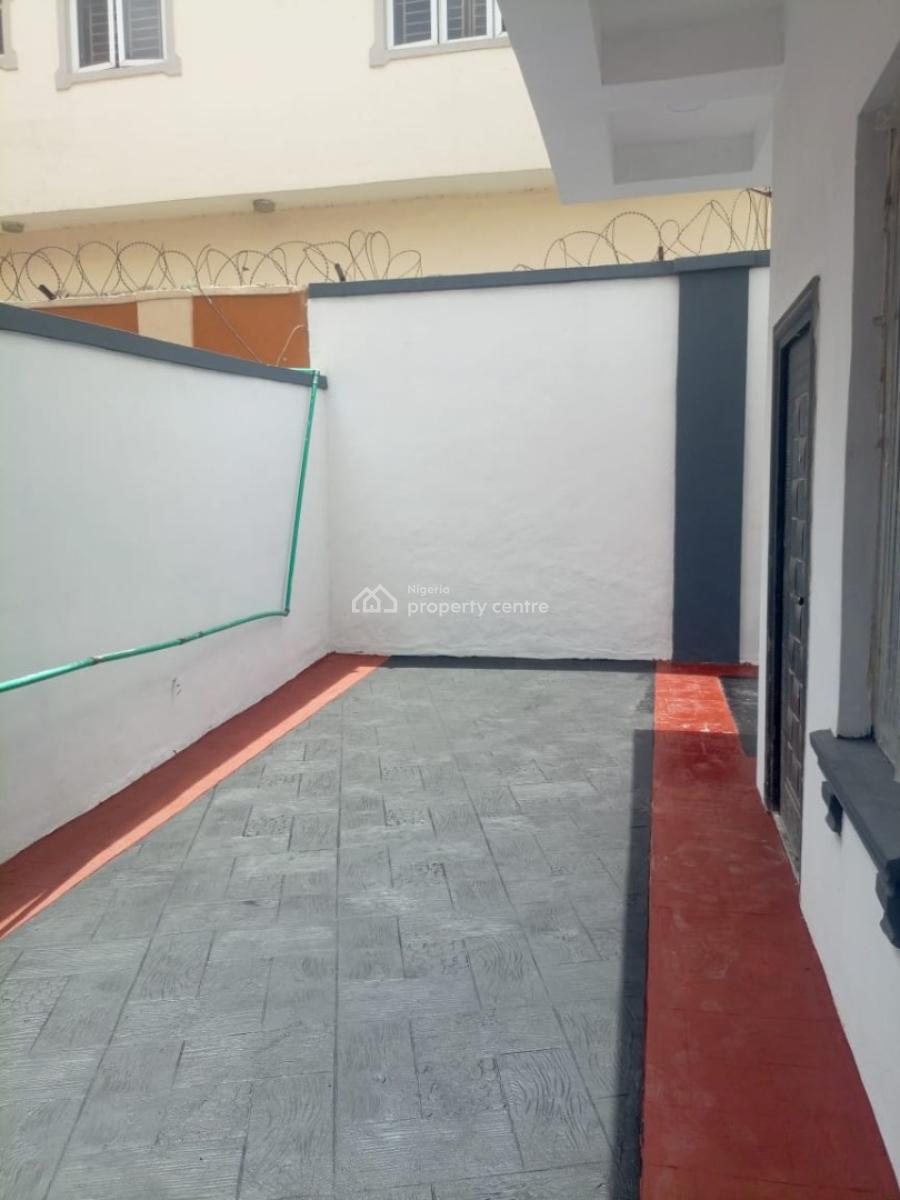 5 Bedroom Semi Detached Duplex, Gra Phase 2, Magodo, Lagos, Semi-detached Duplex for Sale