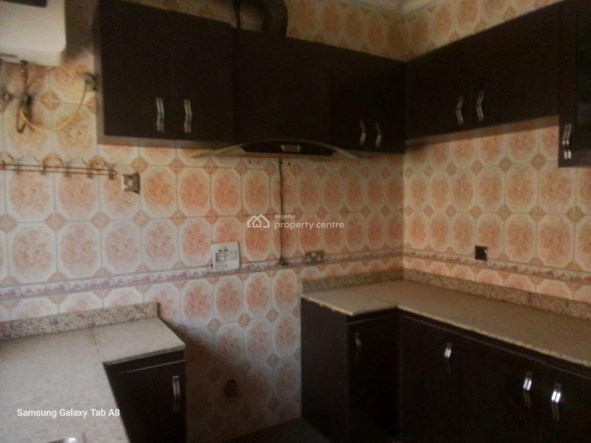 3 Bedroom Semi Detached Bungalow, Favorland Estate, Life Camp, Abuja, Semi-detached Bungalow for Sale