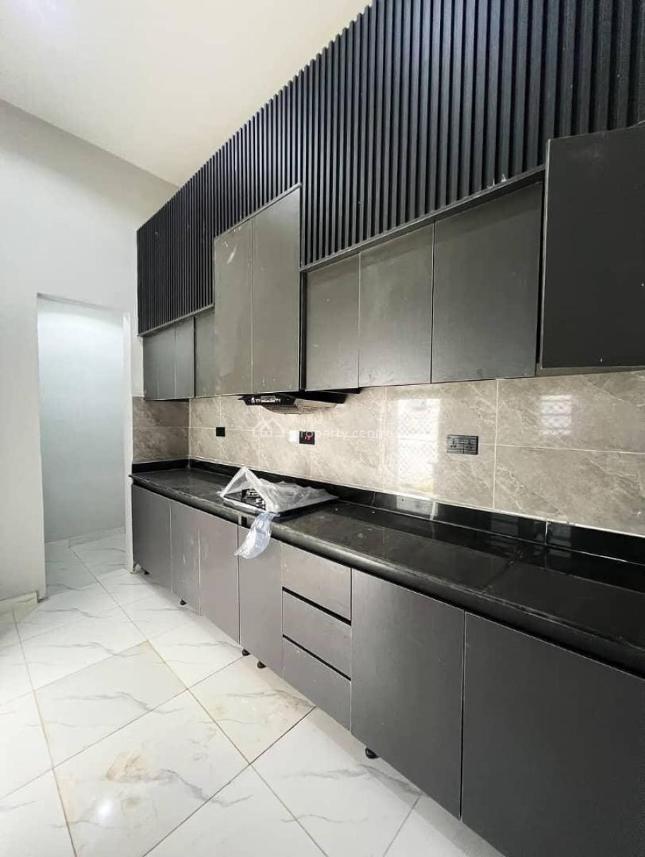 Luxury 4bedroom Bungalow with Penthouse, Abraham Adesanya, Ajah, Lagos, Detached Bungalow for Sale