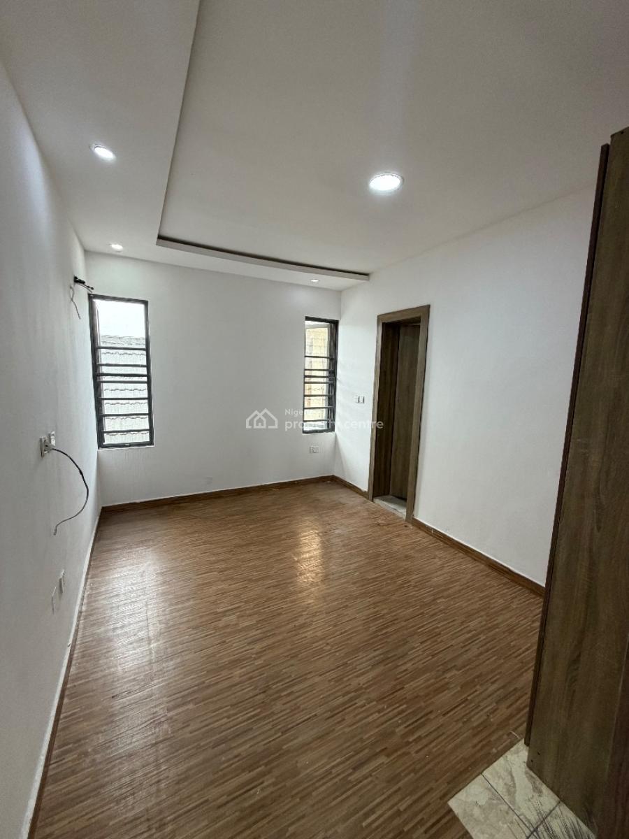 Lovely 2 Bedroom, Ologolo, Lekki, Lagos, Flat / Apartment for Rent