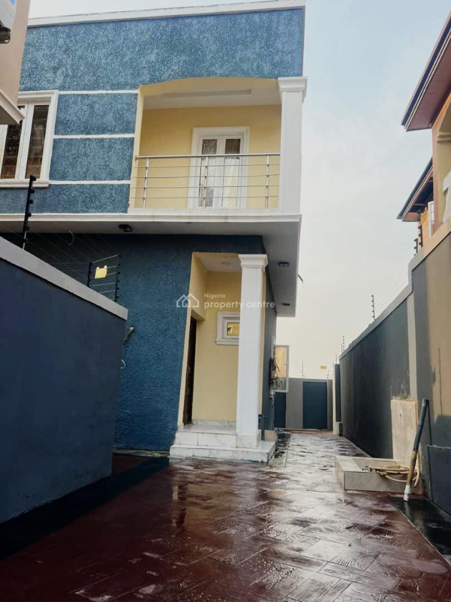 4 Bedroom Detached Duplex, Gateway Zone, Magodo, Lagos, Detached Duplex for Sale