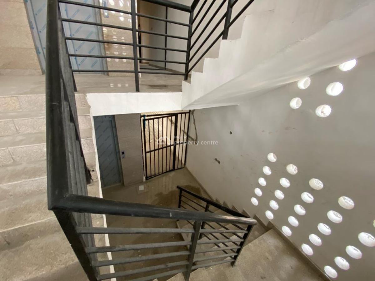 2 Bedroom Apartment, Lekki Phase 1, Lekki, Lagos, Flat / Apartment for Rent