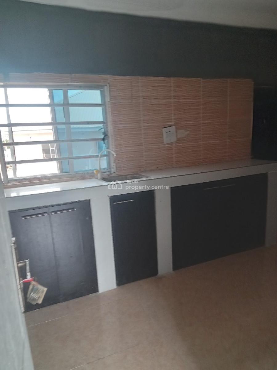 Brand New Luxurious 2 Bedroom Flat Upstairs, Unity Estate, Badore, Ajah, Lagos, Flat / Apartment for Rent
