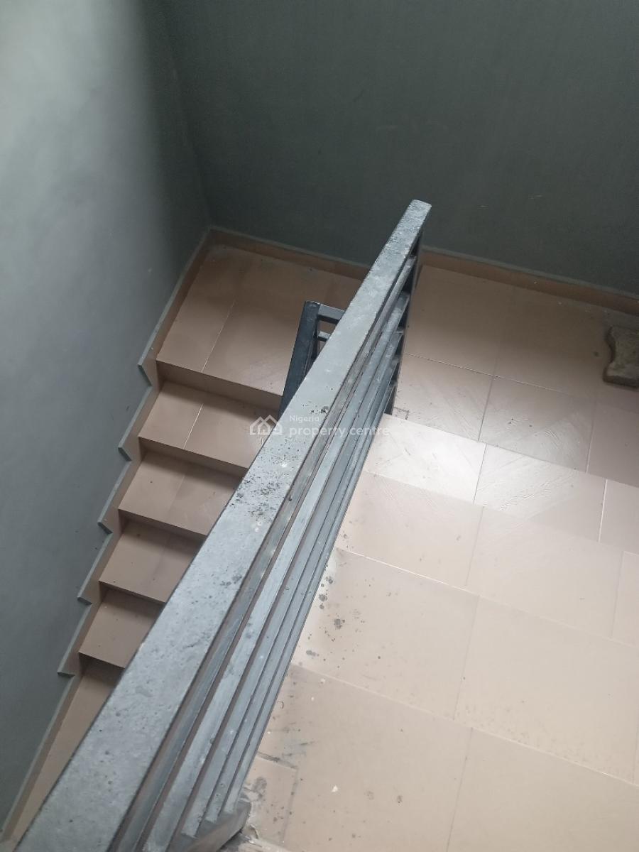 Brand New Luxurious 2 Bedroom Flat Upstairs, Unity Estate, Badore, Ajah, Lagos, Flat / Apartment for Rent