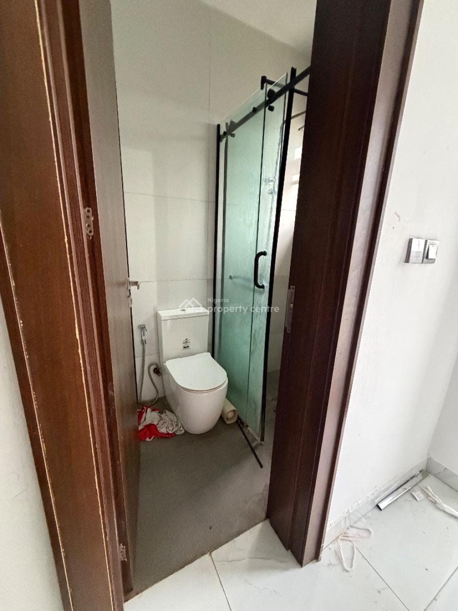 Fully Serviced 2 Bedroom, Ologolo, Lekki, Lagos, Flat / Apartment for Rent