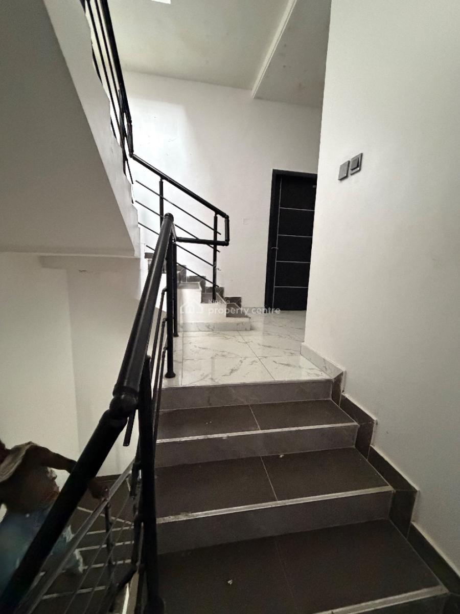 3 Bedroom Duplex with Bq, Ologolo, Lekki, Lagos, Terraced Duplex for Rent