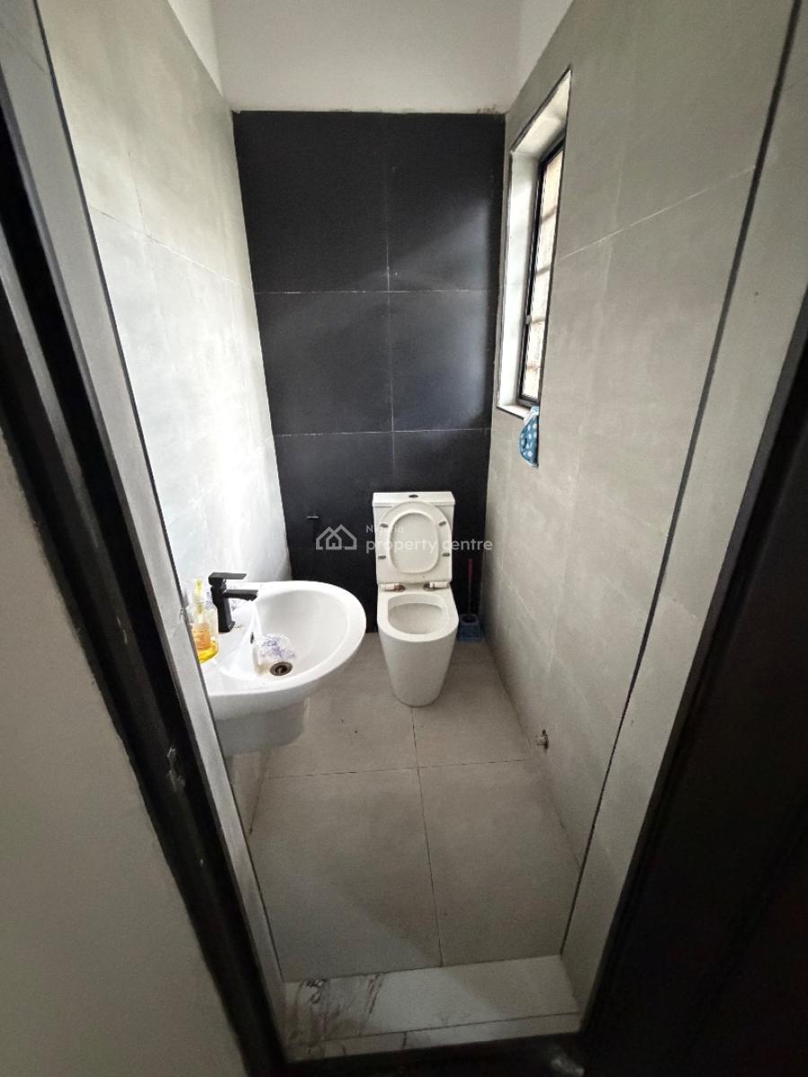 3 Bedroom Duplex with Bq, Ologolo, Lekki, Lagos, Terraced Duplex for Rent