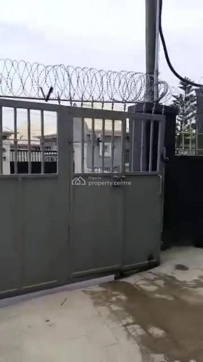 Sharp 3-bedroom Terrace Duplex in a Prime Estate, Dakwo, Galadimawa, Dakwo, Abuja, Terraced Duplex for Sale