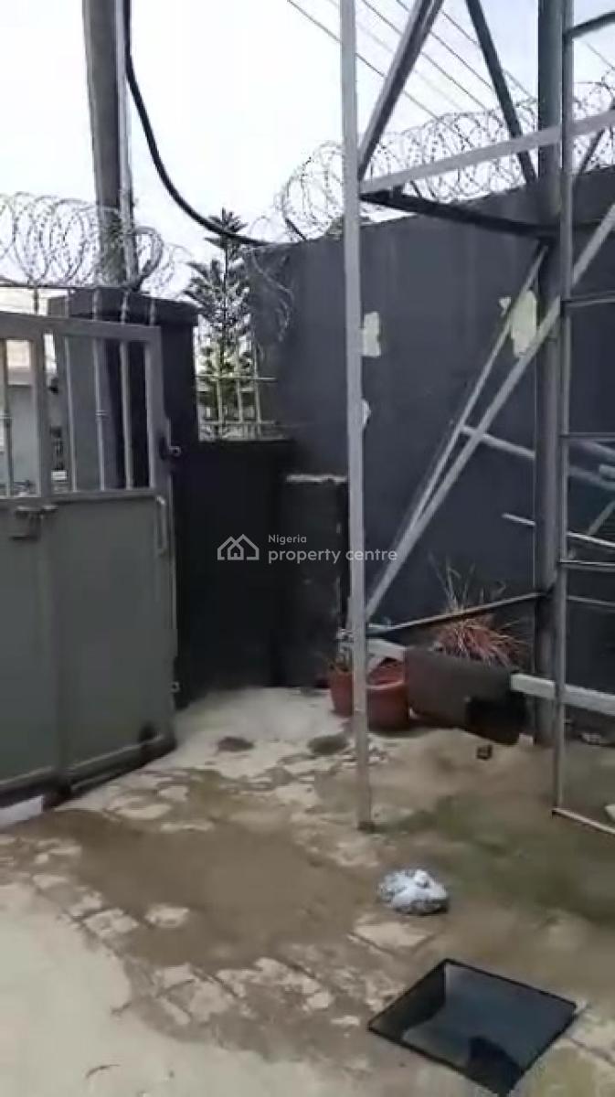 Sharp 3-bedroom Terrace Duplex in a Prime Estate, Dakwo, Galadimawa, Dakwo, Abuja, Terraced Duplex for Sale