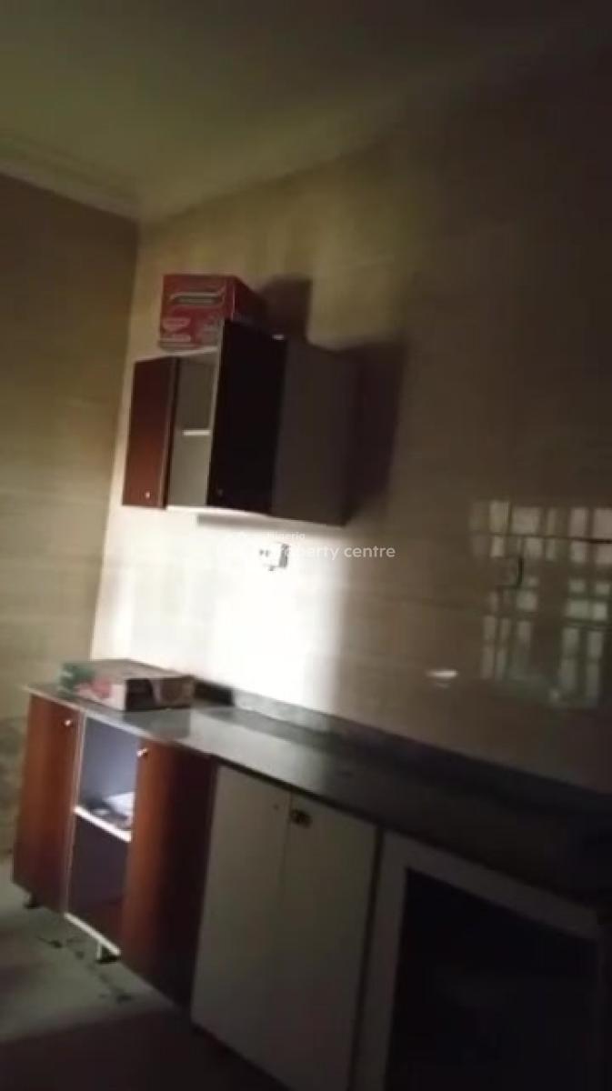 Sharp 3-bedroom Terrace Duplex in a Prime Estate, Dakwo, Galadimawa, Dakwo, Abuja, Terraced Duplex for Sale