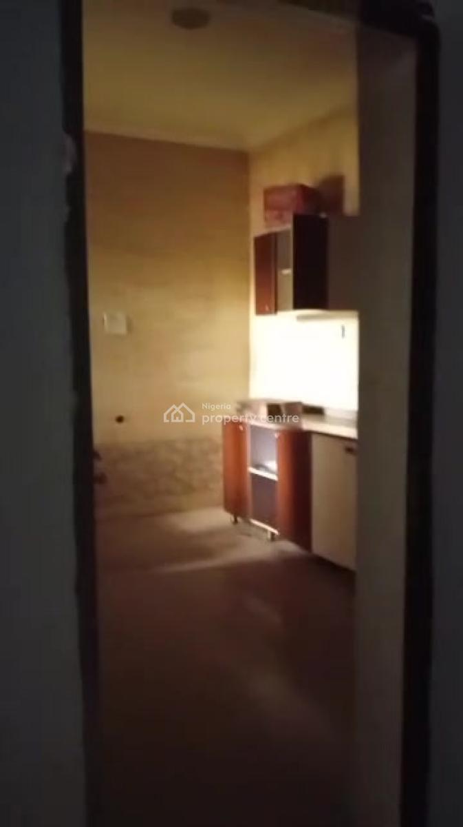 Sharp 3-bedroom Terrace Duplex in a Prime Estate, Dakwo, Galadimawa, Dakwo, Abuja, Terraced Duplex for Sale