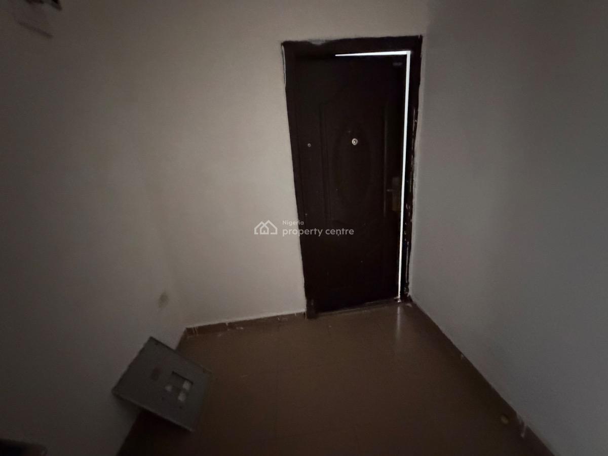 Clean and Spacious 1 Bedroom Apartment in an Estate, Osapa London, Osapa, Lekki, Lagos, Mini Flat (room and Parlour) for Rent