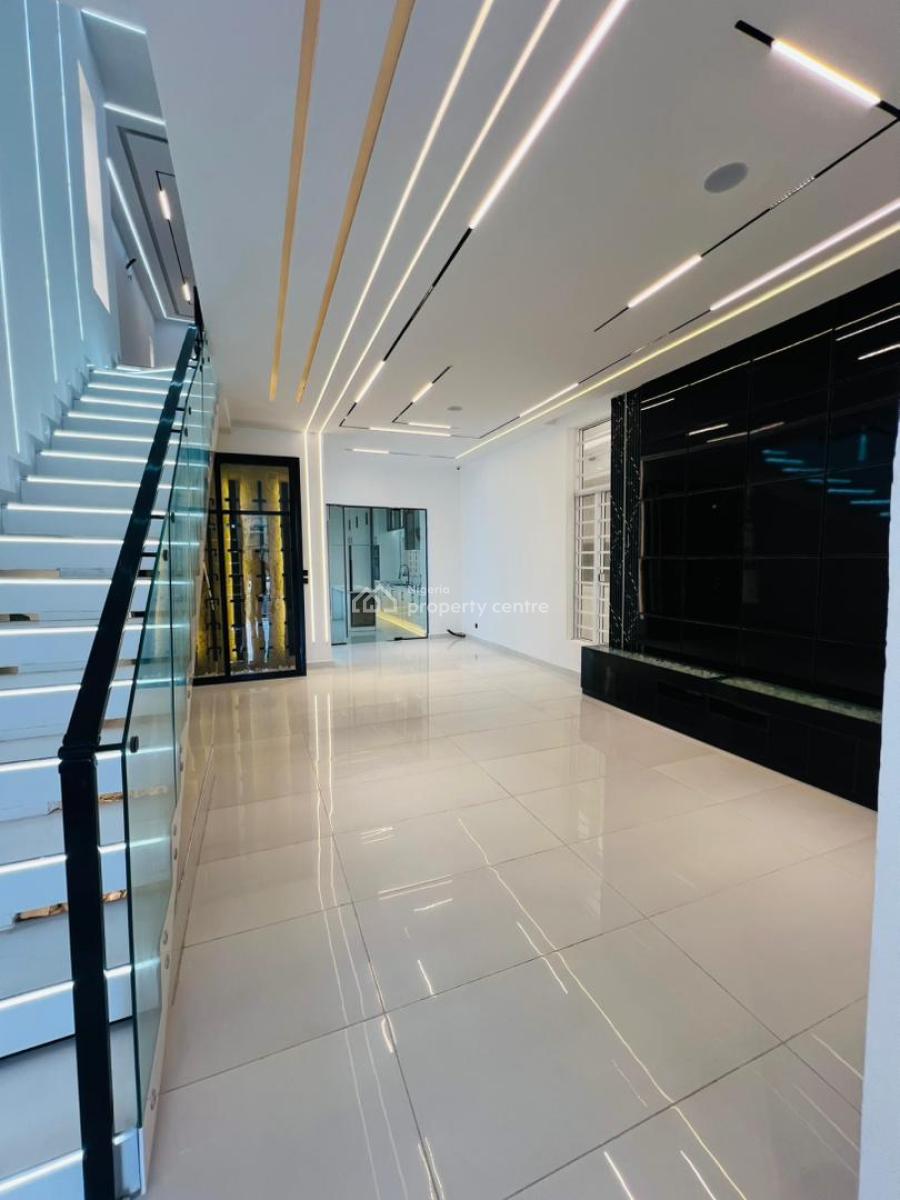 5 Bedroom Fully Detached Duplex with Bq & Swimming Pool, Ologolo, Lekki, Lagos, Detached Duplex for Sale