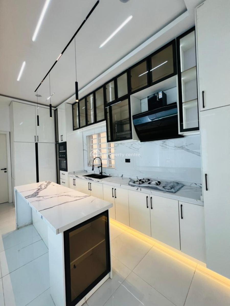 5 Bedroom Fully Detached Duplex with Bq & Swimming Pool, Ologolo, Lekki, Lagos, Detached Duplex for Sale