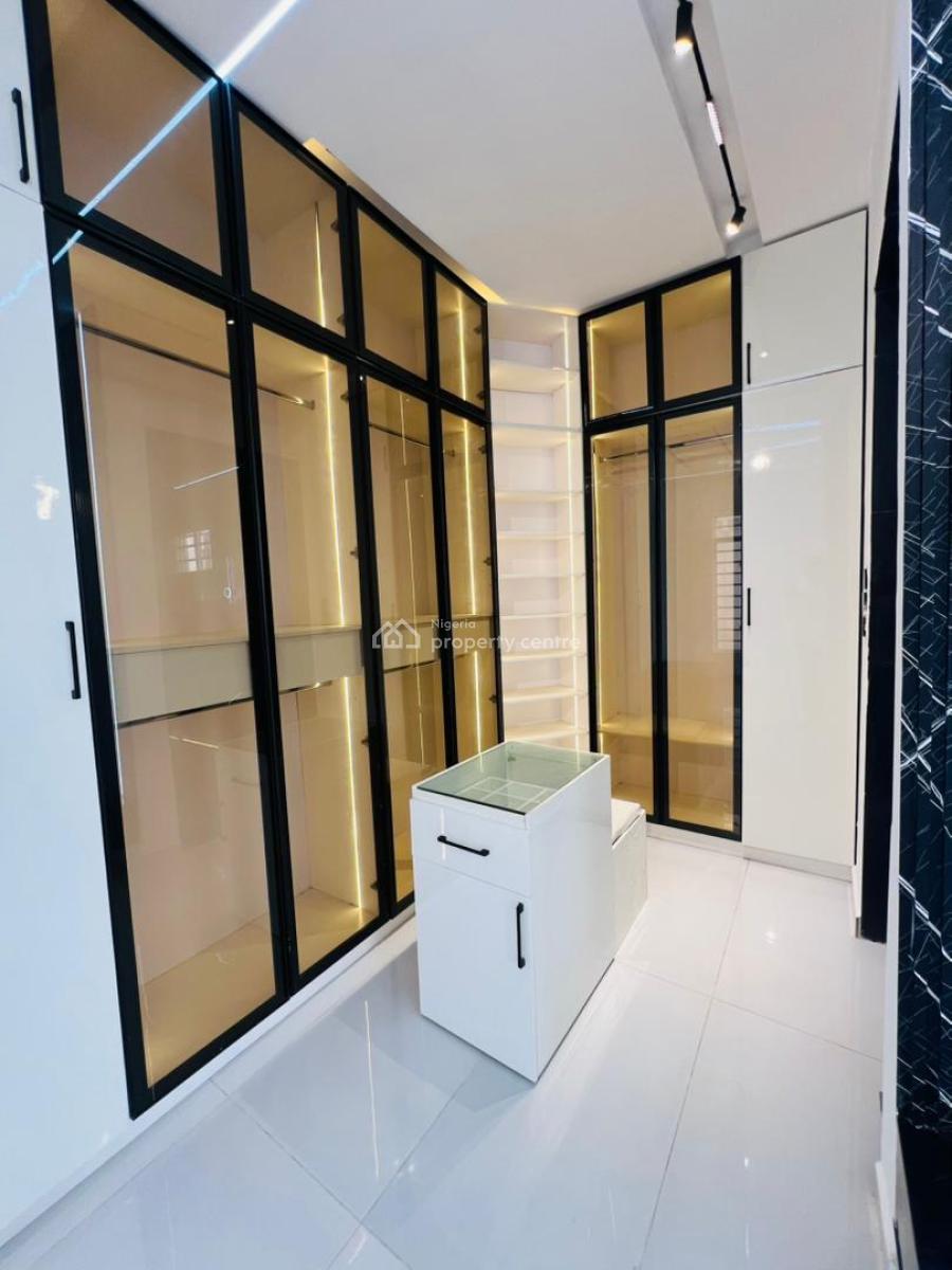 5 Bedroom Fully Detached Duplex with Bq & Swimming Pool, Ologolo, Lekki, Lagos, Detached Duplex for Sale