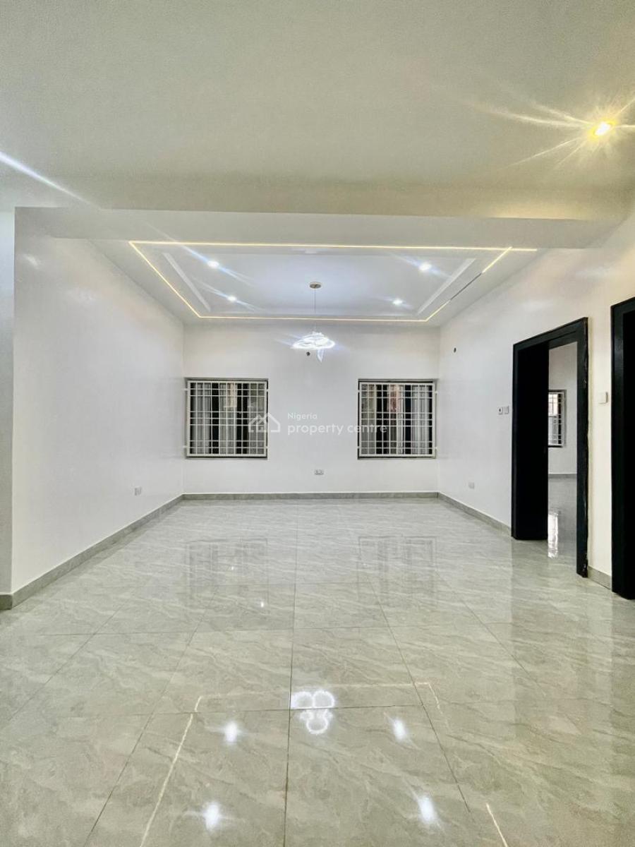 Spacious 3 Bedroom Apartment, Jahi, Abuja, Flat / Apartment for Sale