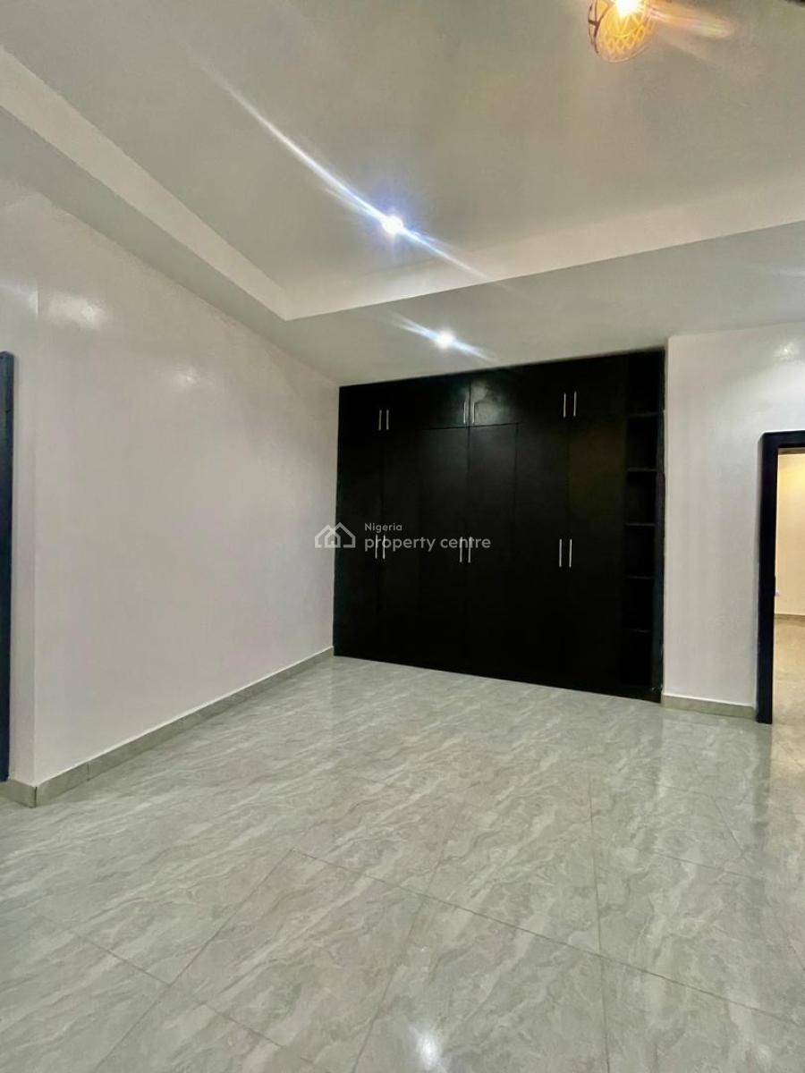 Spacious 3 Bedroom Apartment, Jahi, Abuja, Flat / Apartment for Sale