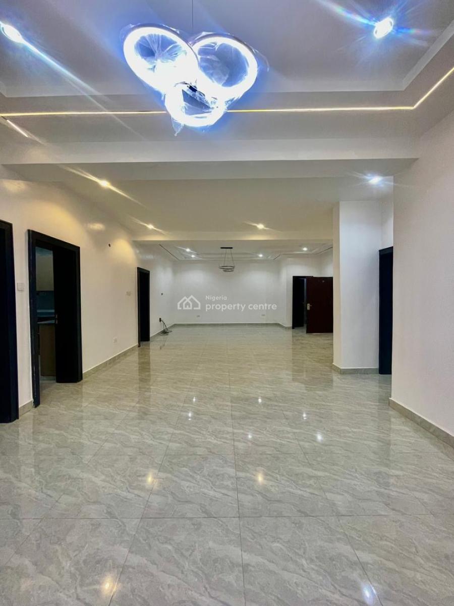 Spacious 3 Bedroom Apartment, Jahi, Abuja, Flat / Apartment for Sale