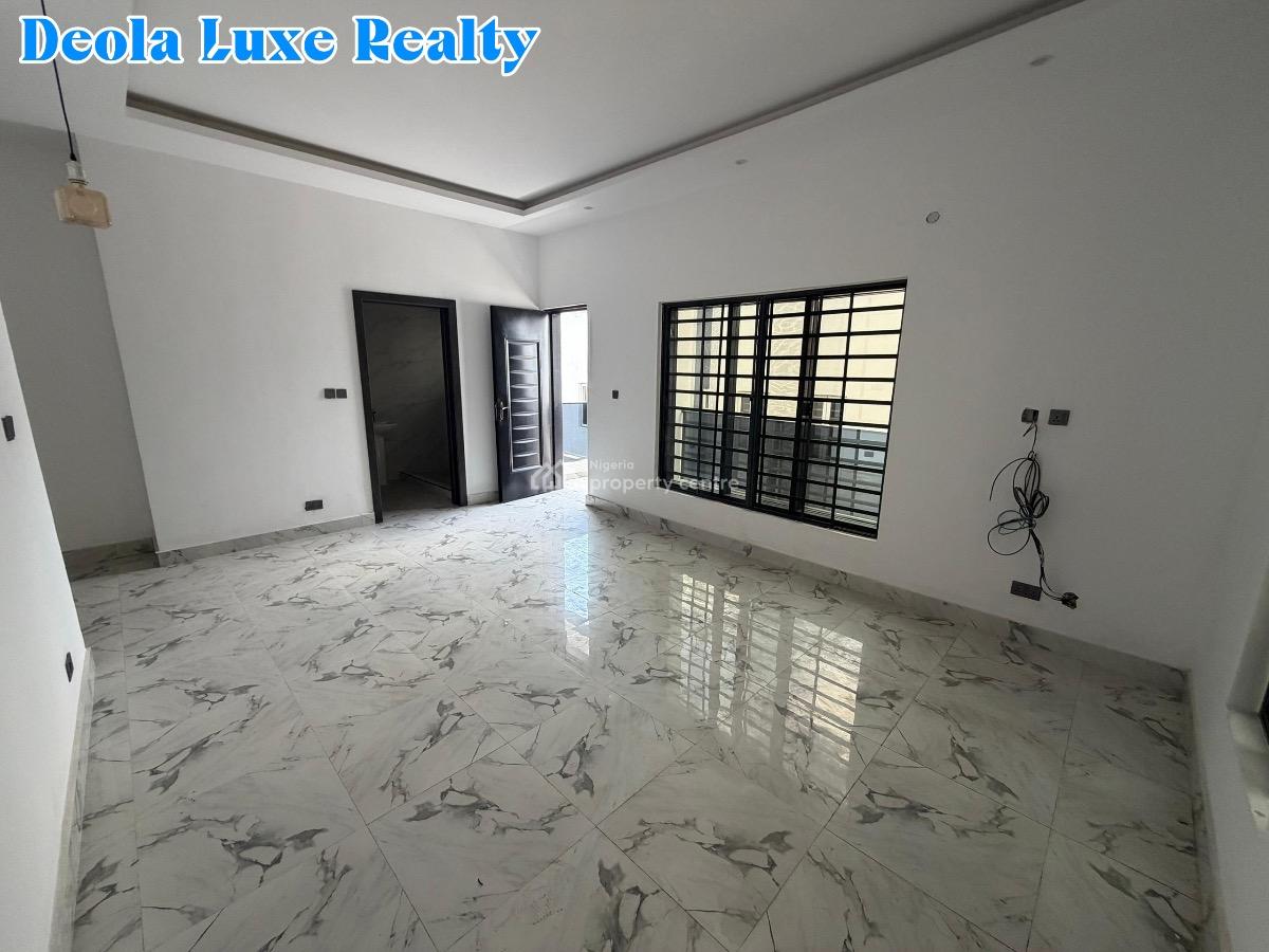 Osapa (pinnock) Deal. 4 Bedroom Terrace Mreif Ready, Pinnock Road, Osapa, Lekki, Lagos, Terraced Duplex for Sale