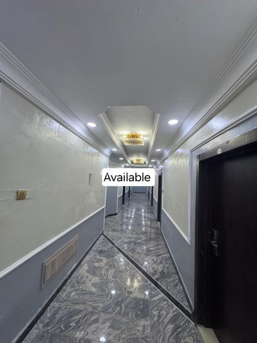 Distress 62 Rooms Hotel with Minimart and Bar Super Market on 1,100sqm, Maruwa, Lekki Phase 1, Lekki, Lagos, Hotel / Guest House for Rent