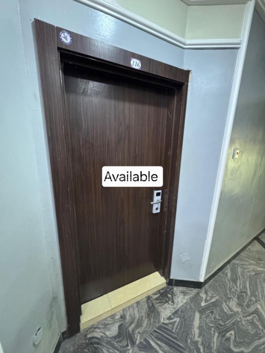 Distress 62 Rooms Hotel with Minimart and Bar Super Market on 1,100sqm, Maruwa, Lekki Phase 1, Lekki, Lagos, Hotel / Guest House for Rent