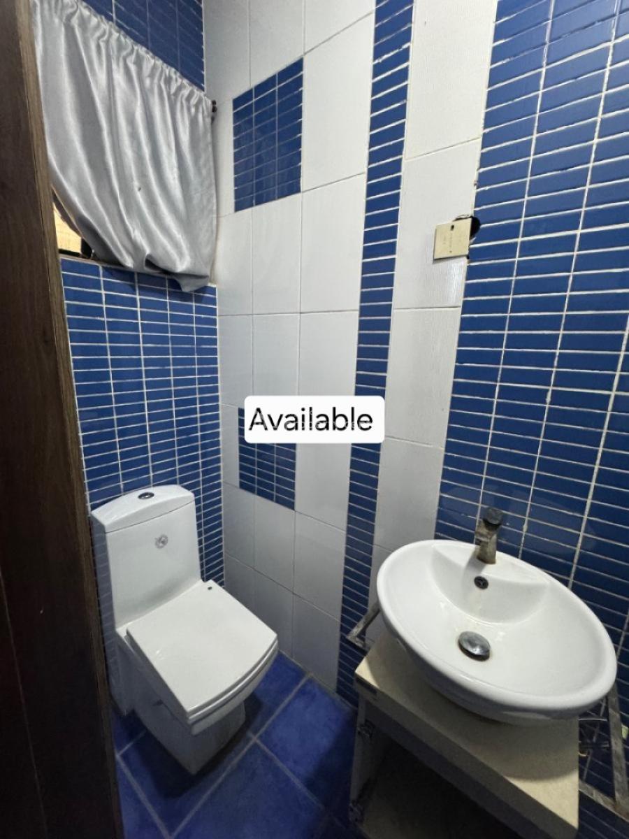 Distress 62 Rooms Hotel with Minimart and Bar Super Market on 1,100sqm, Maruwa, Lekki Phase 1, Lekki, Lagos, Hotel / Guest House for Rent