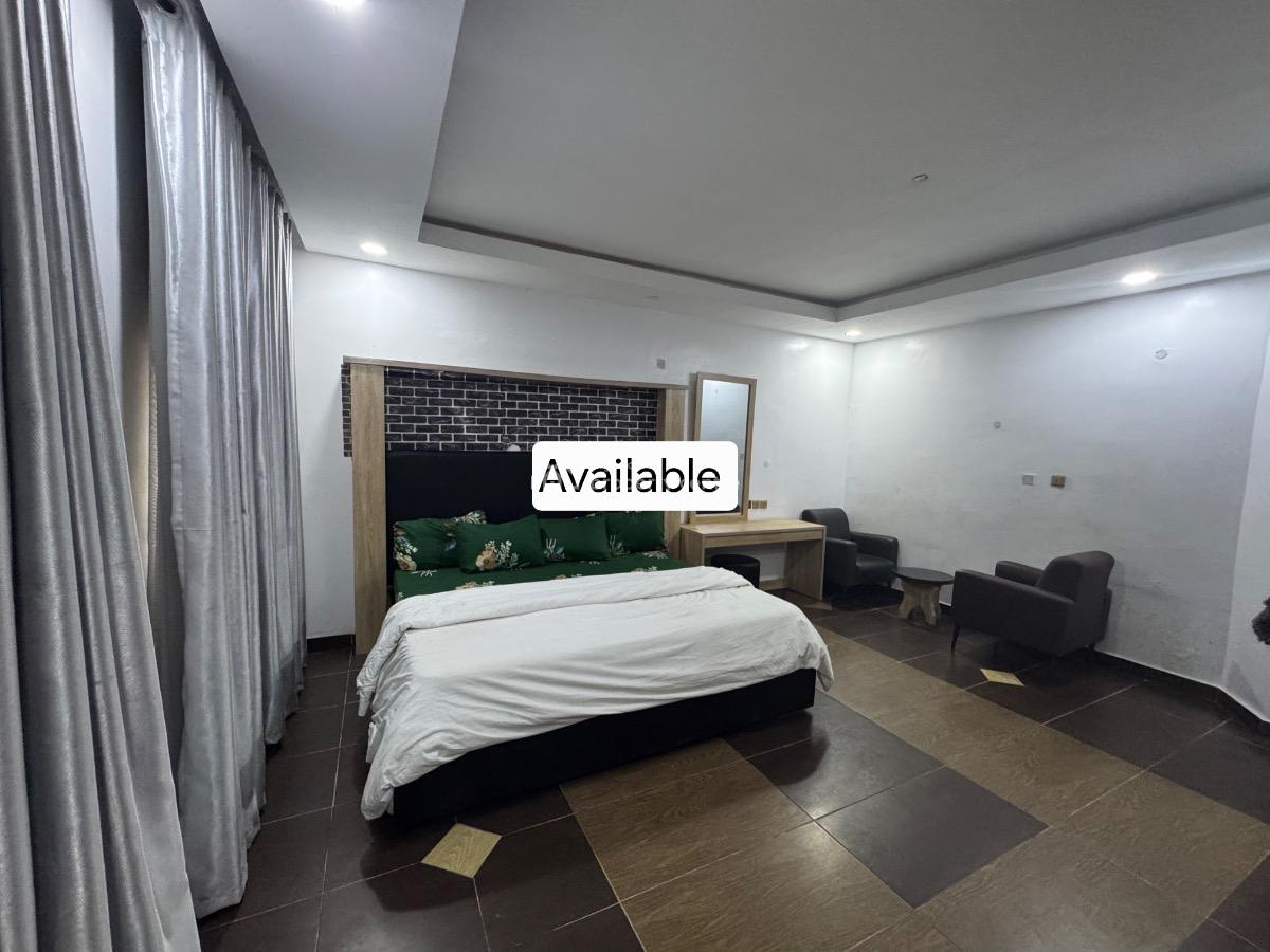 Distress 62 Rooms Hotel with Minimart and Bar Super Market on 1,100sqm, Maruwa, Lekki Phase 1, Lekki, Lagos, Hotel / Guest House for Rent