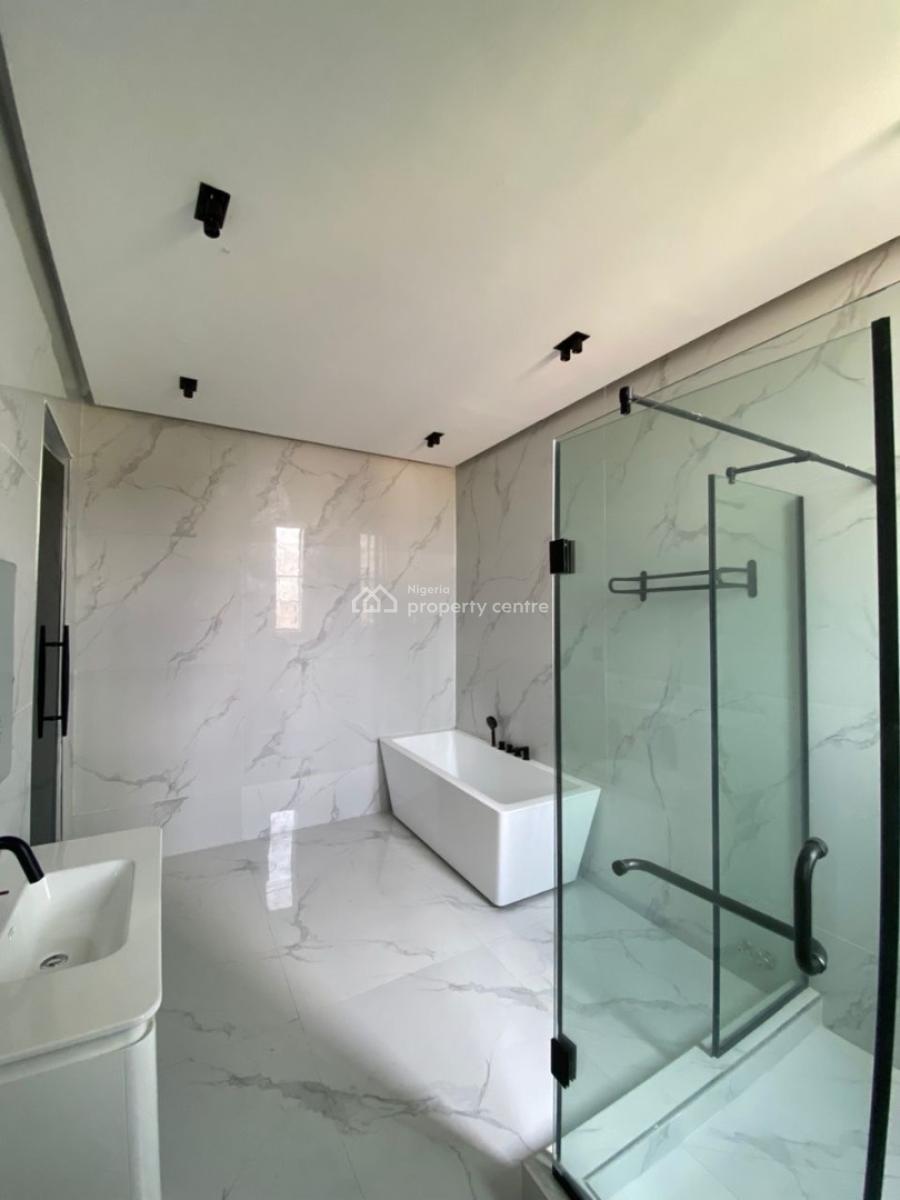 Fancy 5 Bedroom Terrace Duplex with Bq, Lekki Phase 1, Lekki, Lagos, Terraced Duplex for Sale