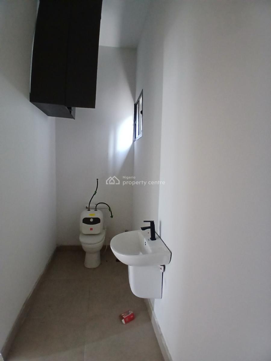 Well-finished and Serviced with 24/7 Power Supply 2 Bedroom En-suite F, Ikate Elegushi, Lekki, Lagos, Flat / Apartment for Rent