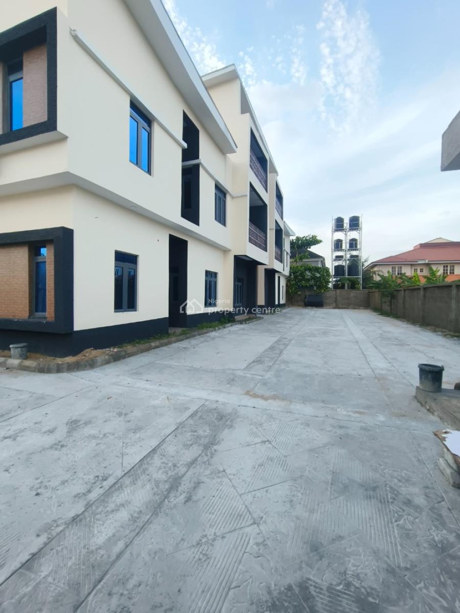 Neat 3 Bedroom with Bq, Lekki Scheme 2, Lekki, Lagos, Flat / Apartment for Rent